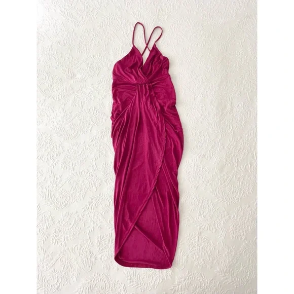 NWOT Lulus Dreamy Date Magenta Surplice Midi Dress Small - Picture 2 of 9